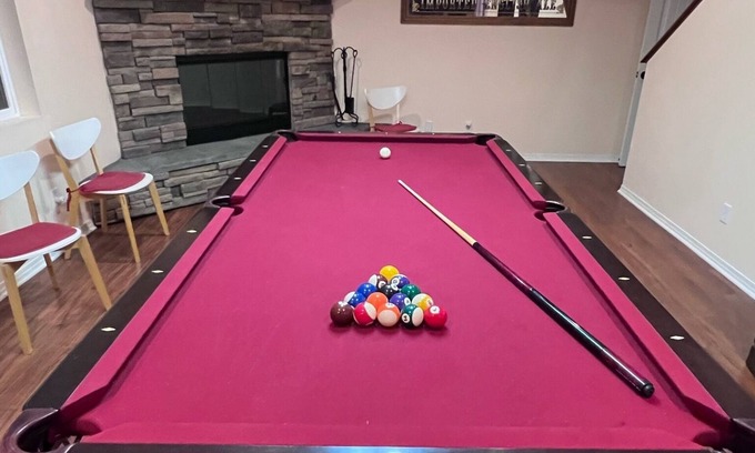 Running Springs Cabin | Mountain Escape: Sleeps Multiple Families with Pool Table & Game Room