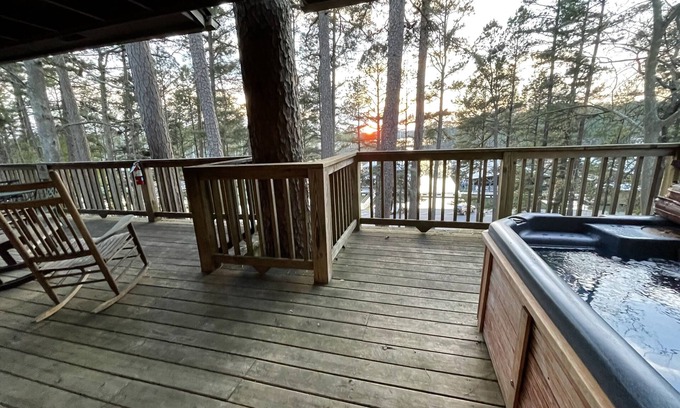 Mount Ida Cottage | Mountain Harbor two bedroom Lodge cottage by RedAwning