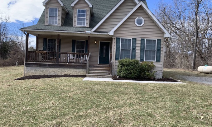 Ronceverte House | Mountain Hideaway