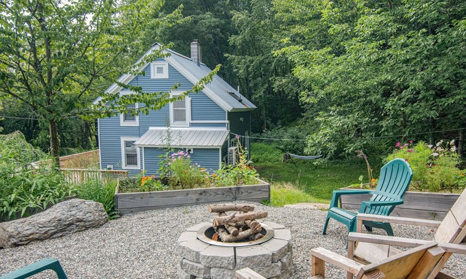 Waterville House | Mountain home-views- close to Cambridge & Stowe VT