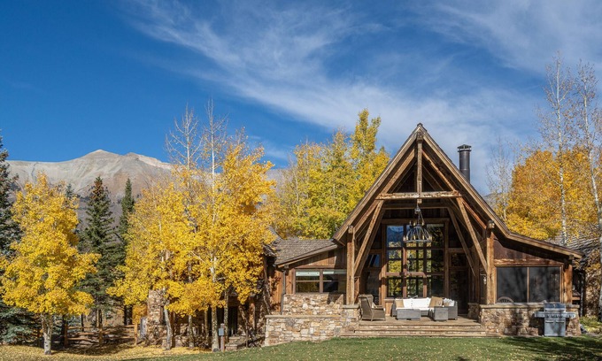 Timber Ridge Villa | Mountain House by Exceptional Stays