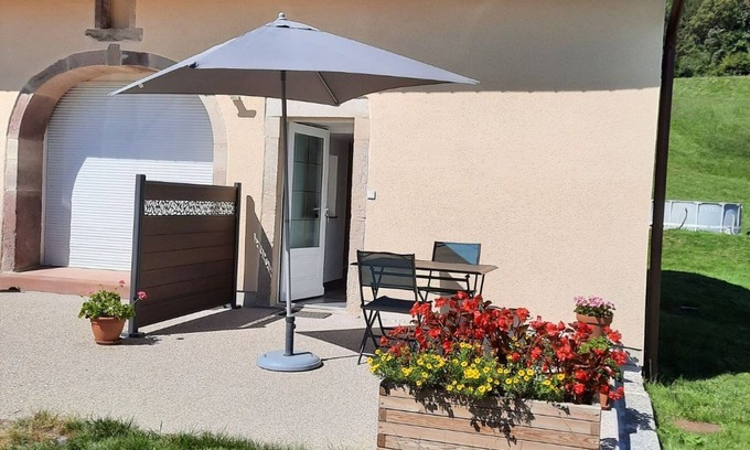 Rupt-sur-Moselle Apartment | Mountain Retreat: Cozy 2-Person Cottage with Terrace & Barbecue, near Hiking Trails and Alsace