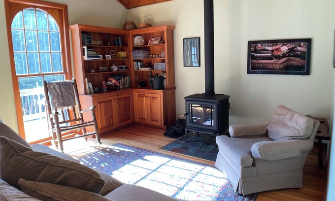 Andover Ski Chalet | Mountain retreat on 10 acres. 11 mins to Okemo, 15 mins to Plymouth State Park.
