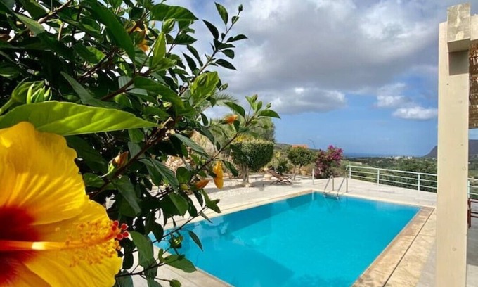 Skotino Villa | Mountain side oasis with view and pool