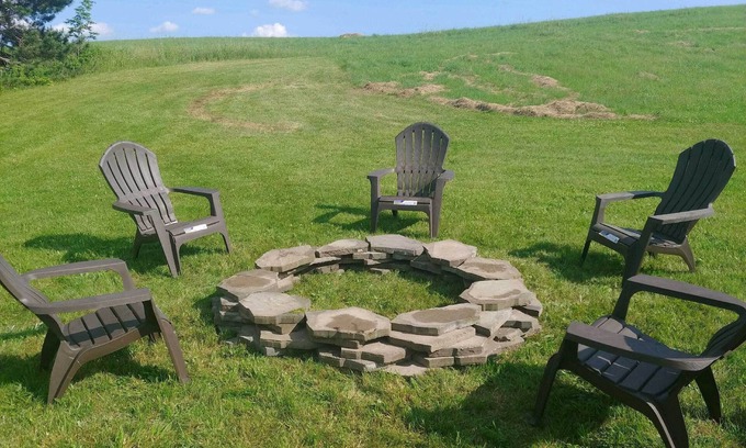 West Winfield Cottage | Mountain Top Country Hideaway: 48 Acres, Fire Pit!
