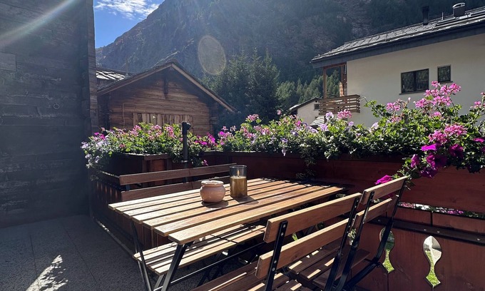 Saas Almagell House | Mountain view, 8 min. Saas-Fee, ski, 12 min. Mattmark