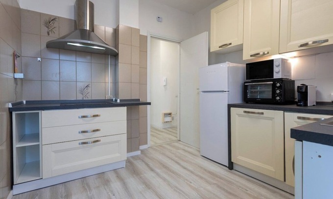 Novara Apartment | Mountain View Apartment