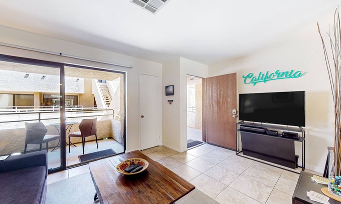 Downtown Palm Springs Condo | Mountain view condo blocks from downtown with pool, tennis & pickleball