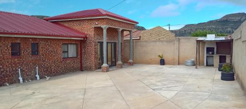 Phuthaditjhaba House | Mountain View Guesthouse