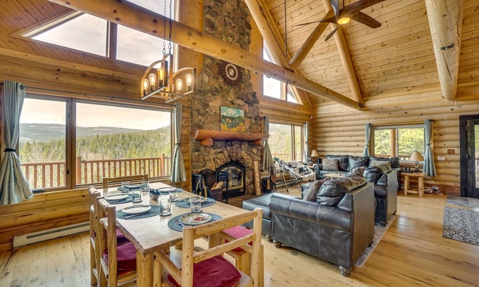 Crystal Lake Cabin | Mountain-View Front Range Colorado Vacation Rental