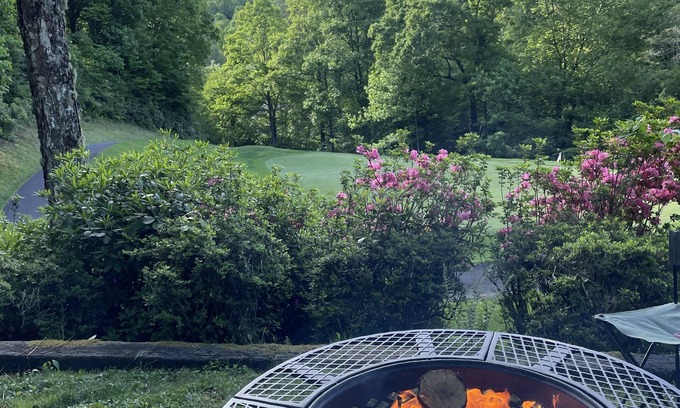 Burnsville House | Mountain Views and Sounds of the River on the golf course