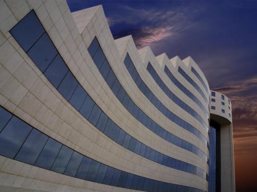 Buraydah Hotel | Movenpick Hotel Qassim