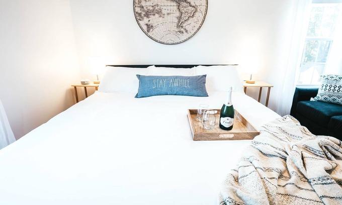 Lima House | Movie Room, Fire Pit, & Fully-Equipped Kitchen