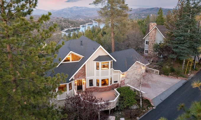 Lake Arrowhead House | Movie Room, Hot Tub, Game Room | 4mins to Lake Access | Pollock by AvantStay