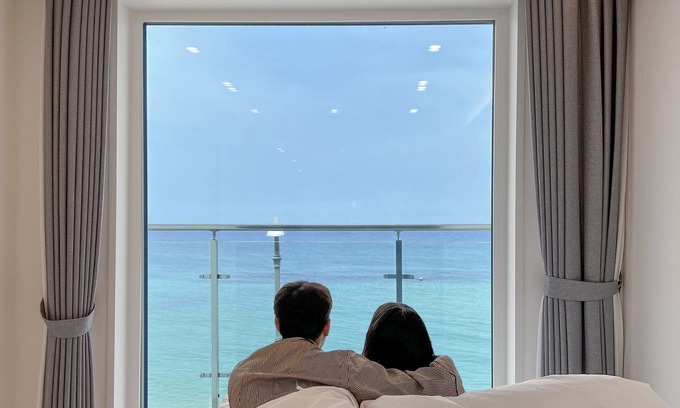 Sokcho Hotel | Mr. Slow