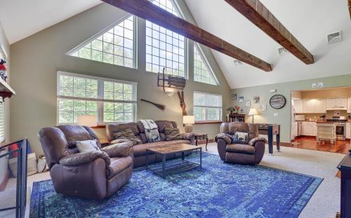 Pocono Lake Ski Chalet | Mt. Maplewood Chalet