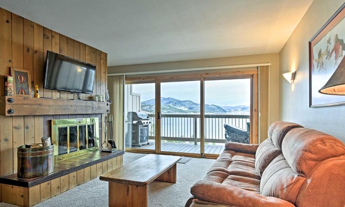 Dillon Apartment | Mtn-View Condo with Hot Tub Access in Dillon!