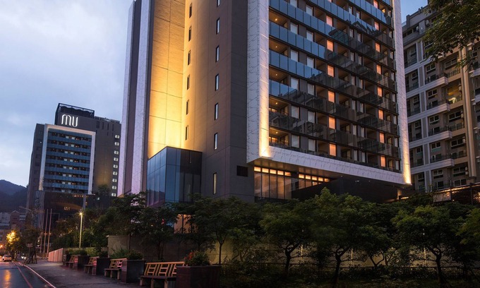 Jiaoxi Hotel | Mu Jiao Xi Hotel