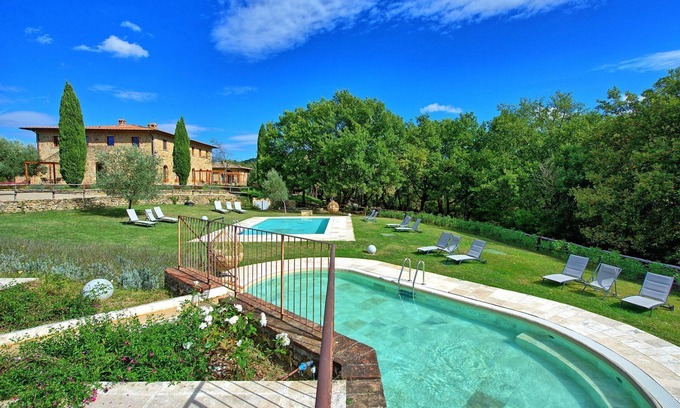 Simignano Apartment | Mulignone 2 - apartment in the heart of Chianti, Toscana.