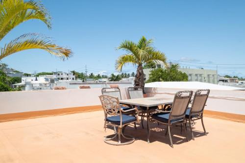 Parque House | Multi-unit beachside complex for up to 12 guests
