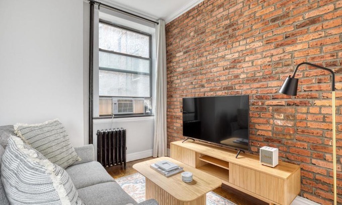 Tudor City Apartment | Murray Hill 2br w wd nr UN NYC-1052