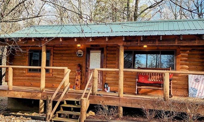 Mid America Cabin | Music Mountain Retreat Cabin B