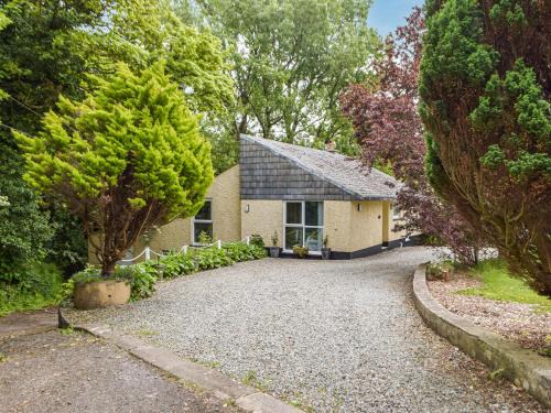 Cosheston House | Mutton Hill Cottage