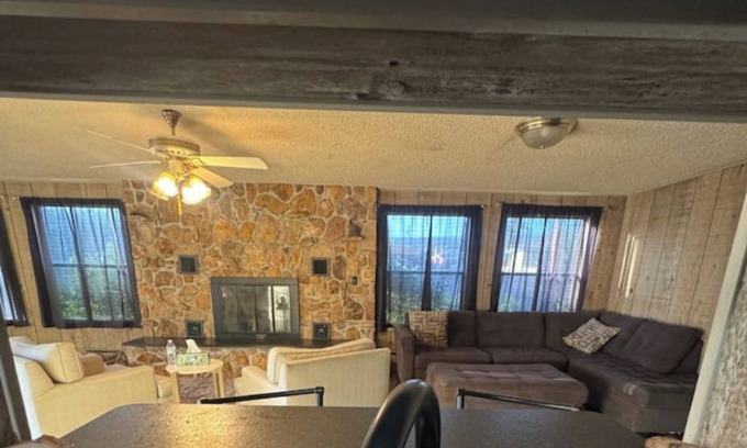 Grants Apartment | My House, Your House