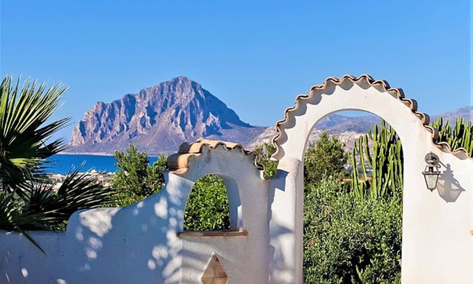 Valderice Villa | My Rental Homes - Villa Lo Capo 1 km from the town center with private pool