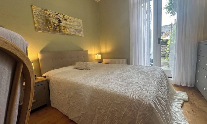 Coldharbour House | My Sky Secret Garden Near atractions