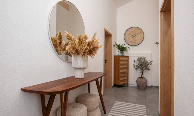 Bernau am Chiemsee Apartment | MY STAY: Relaxation between Chiemsee beach & Kampenwand, lots of space with 74sqm