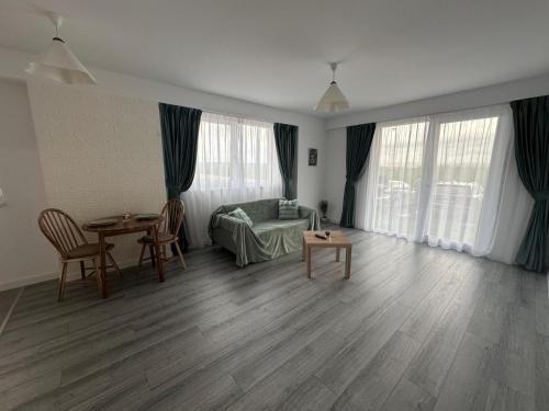 Blejoi Apartment | Myhouse 2