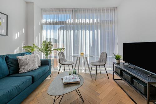 Shoreditch Apartment | MySquare Premium Apartment near Liverpool Street Station