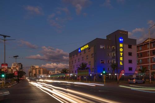 Harare Hotel | N1 Hotel Rotten Row Harare