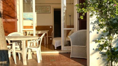 Villaggio Taunus Apartment | N205 - Numana, delizioso bilocale con giardino
