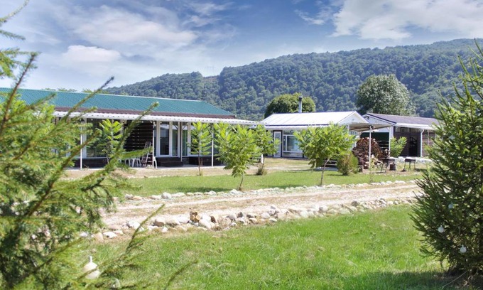 Besleneyevskaya House | Nakhalenok Guest House