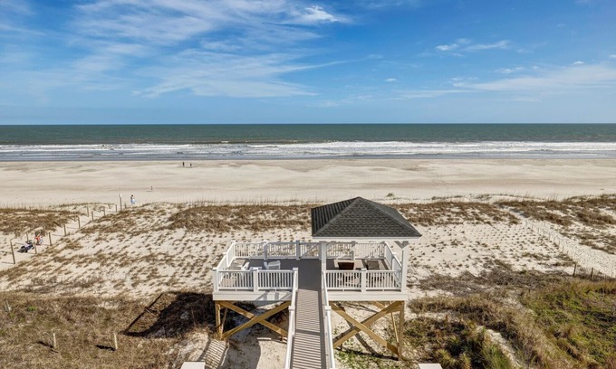 Topsail Beach House | Namaste - Exquisite, Brand New, 4 Bedroom Ocean Front Home