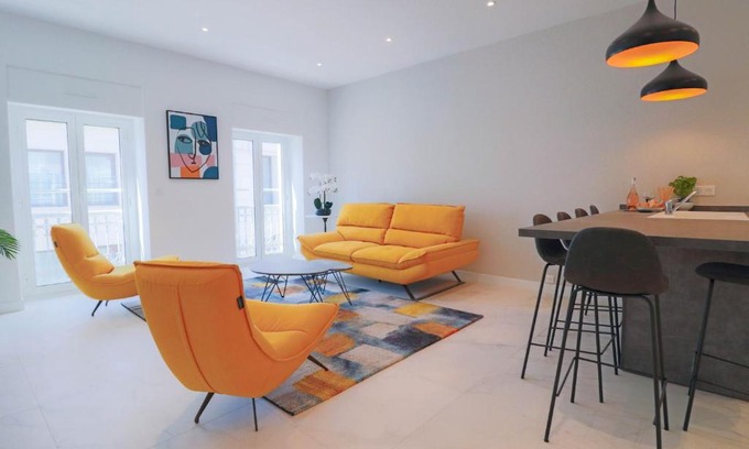 Riou - Petit Juas - Av de Grasse Apartment | NAPOLEON Luxurious renovated apartment 1min from Palais