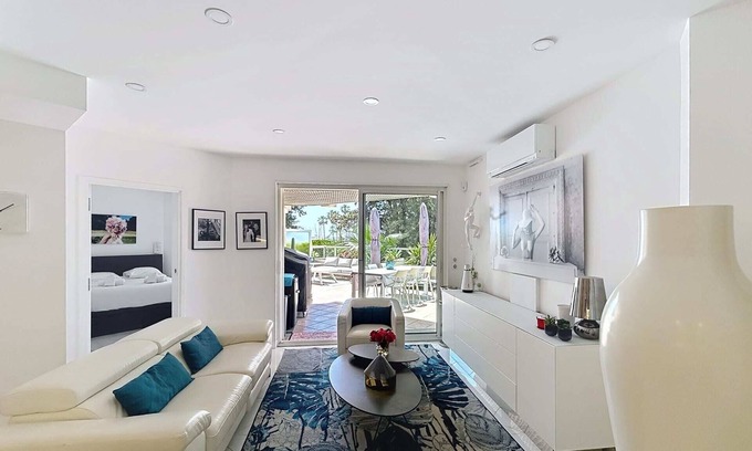 Golfe Juan Apartment | Napoleon - Two Bedroom Apartment, Sleeps 4