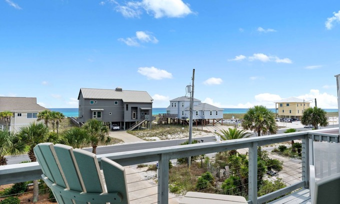Navarre Beach House | Narvana-Gulf View Home Across from Beach. Pup Friendly