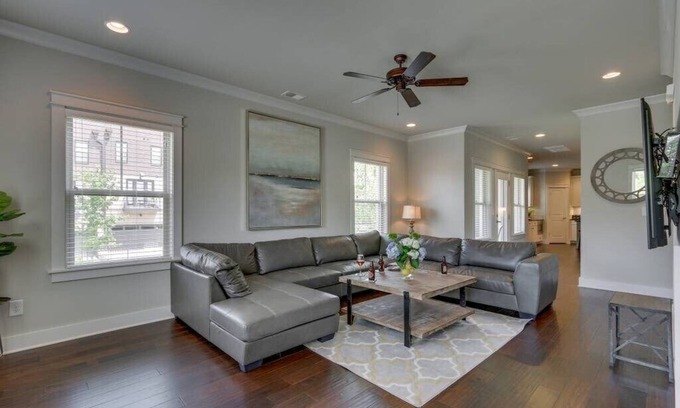 Edgehill House | Nashville Homes with King Beds