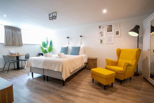 Da Costabuurt Bed & Breakfast | Nassau Canal Suites - in the heart of the city