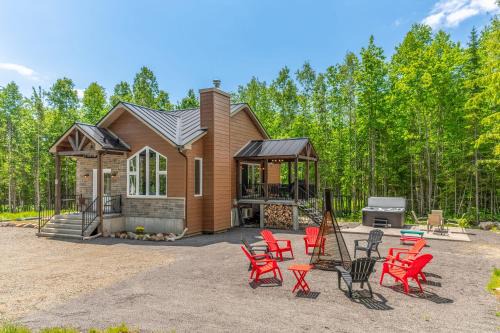 Petite-Riviere-Saint-Francois Ski Chalet | Natur Rustik - En pleine nature avec Spa