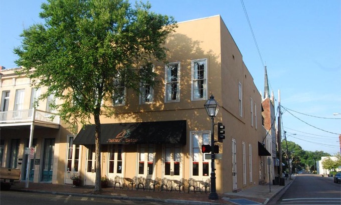Natchez Bed & Breakfast | Natchez Manor Bed & Breakfast