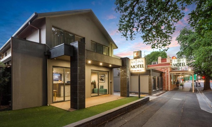 Bendigo Hotel | National Hotel Complex Bendigo