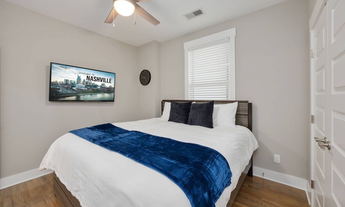 Nashville Apartment | Nations Gem|Modern 2BR Condo|Sleep 5|7min Broadway
