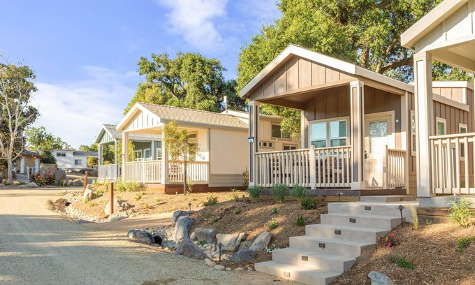 Temecula Cabin | Native Falls Cabin (1BR Loft) - 1BR Loft Craftsman Cabin