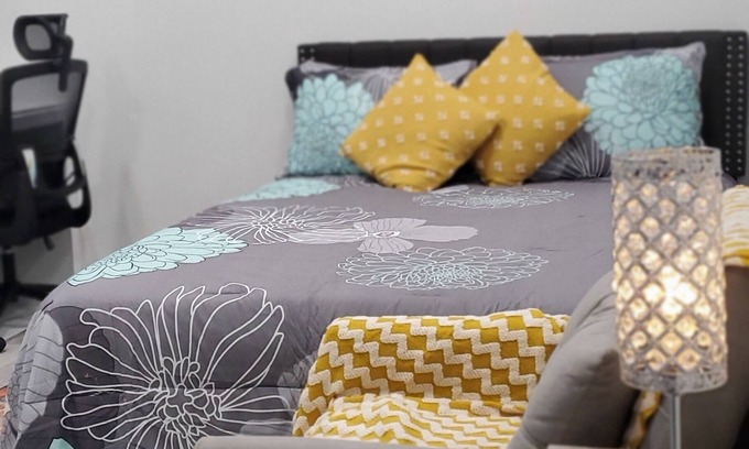 Freeport Apartment | Nautical Elegance