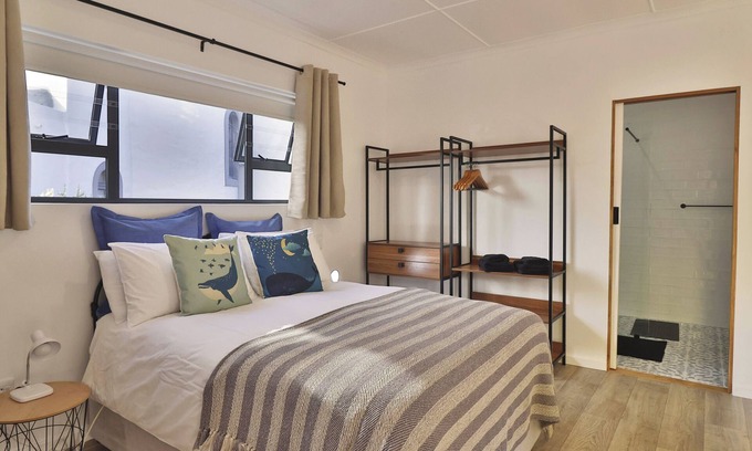Hermanus Apartment | Nautical @ Salt Shore Studios, luxury mountain facing studio apartment