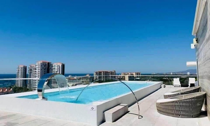 Isla Iguana Apartment | Nautico Condo, Nice Marina View, Rooftop Pool, Gym